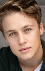 Джош МакКвин